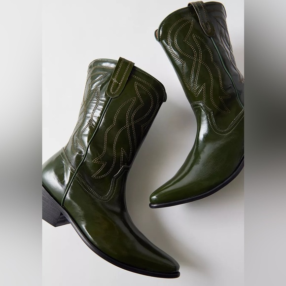 UO Leena Cowboy Boot in Dark Green - Picture 4 of 5